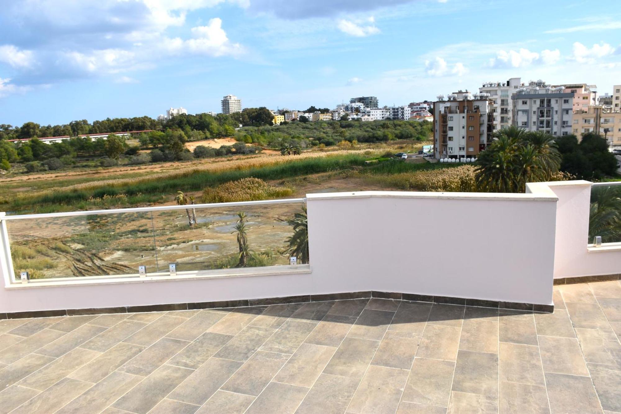 Apartamento Panoramic Penthouse Famagusta  Exterior foto